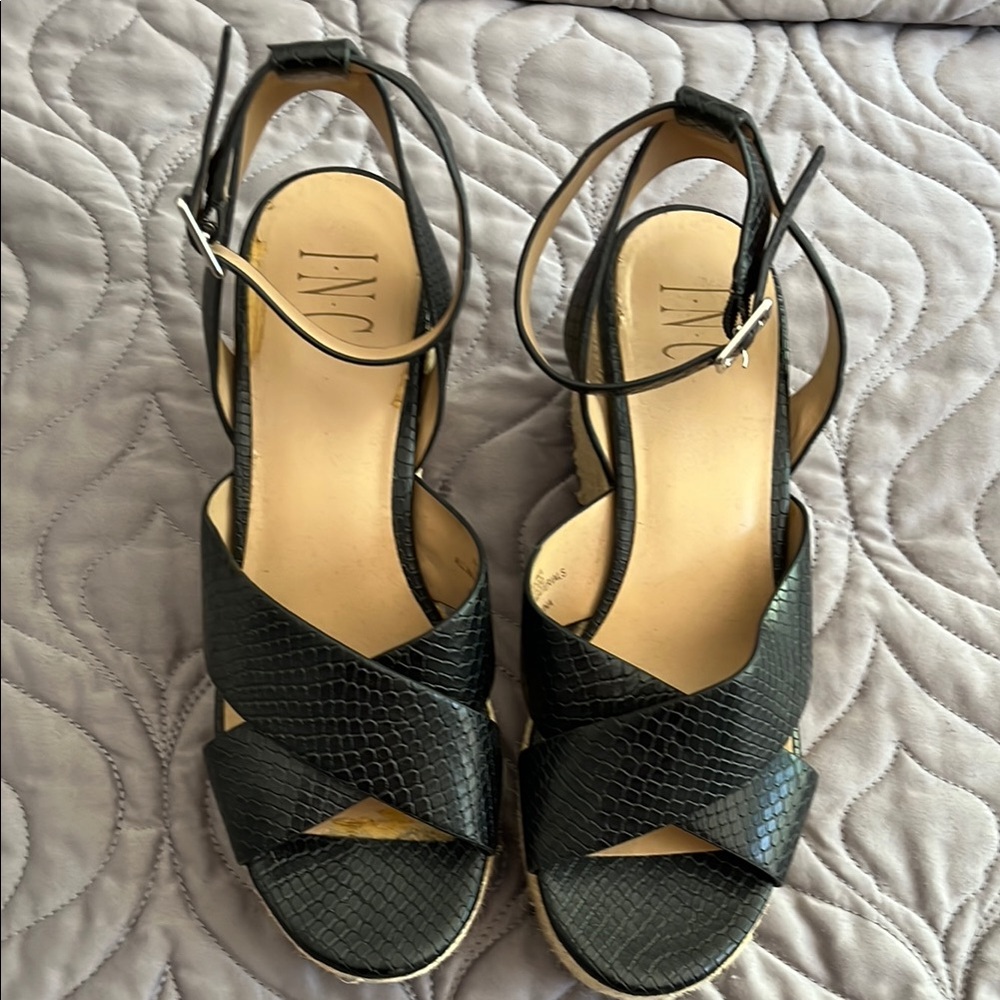 Women's Black Wedge Sandals